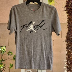 Jordan Gray Short Sleeve Tee with Graphic Design, Flight.Mens Small
